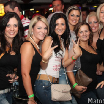 2013.09.14 Szombat Mamma Mia Szingli Party Dj:Balage fotók:árpika