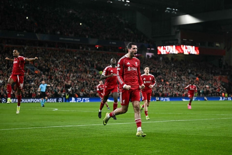 Bajnokok Ligája - Kétgólos hátrányban Szoboszlaiék és a Barcelona is