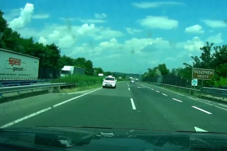 Forgalommal szemben ment az autópályán