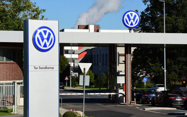 Több ezer dolgozót rúg ki a Volkswagen 
