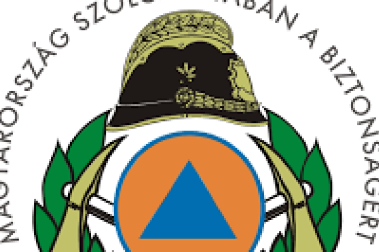 Kiégett egy garázs Győrújbaráton 