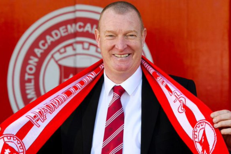 Feljelentette saját magát egy szerencsejáték- függő edző