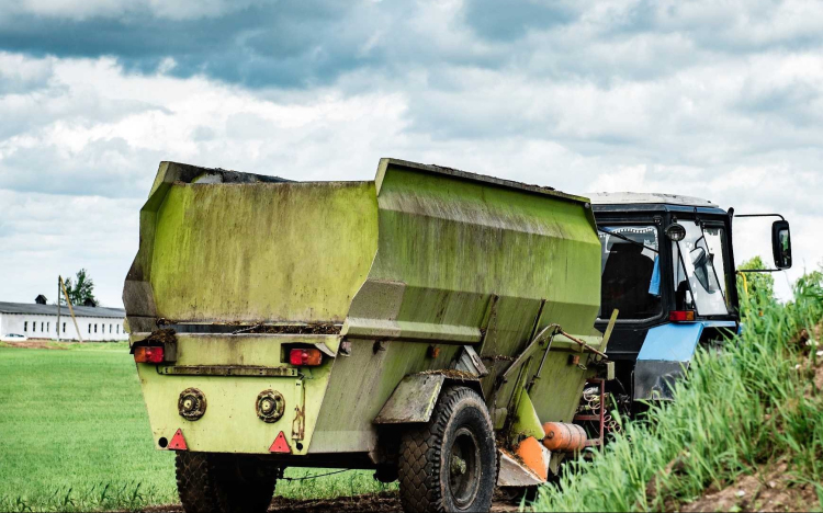 Bűzhatás Bana és Bőny környékén