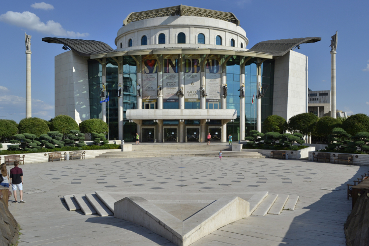 Jelen/lét Fesztivál a Nemzeti Színházban, nyolc hazai nemzetiséggel