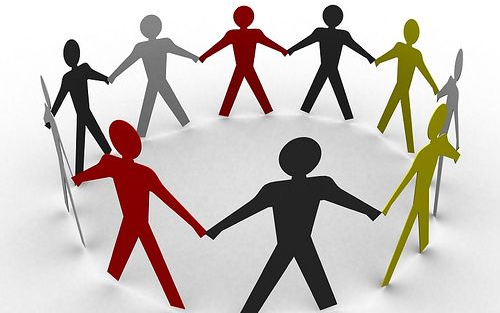 Felhasználók jellemzőiről árulkodik a Facebook