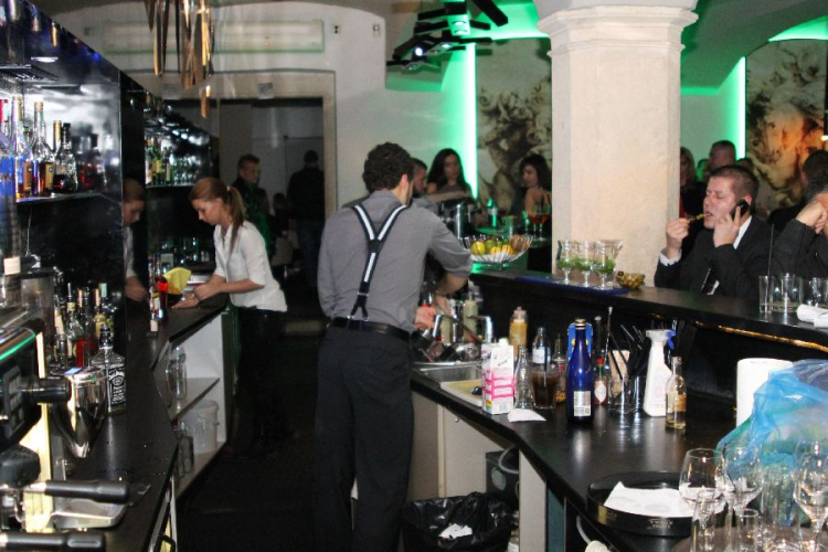 2013.11.09 Szombat Aftersix Cocktail Bar and Café fotók:árpika