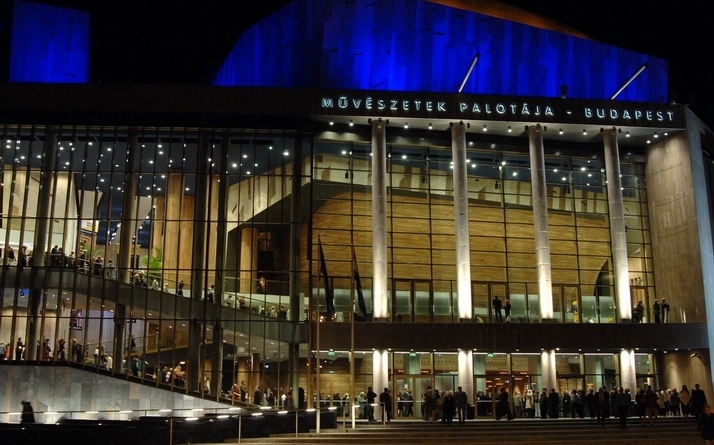 Írj kritikát! - Pályázz értékes nyereményekért! 