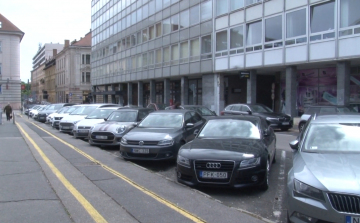 Június 30-ig biztosan nem emelkednek a parkolási díjak Győrben