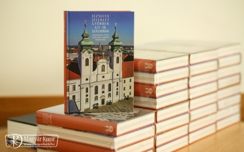Tanulmánykötet jelent meg a jezsuiták 17-18. századi győri életéről