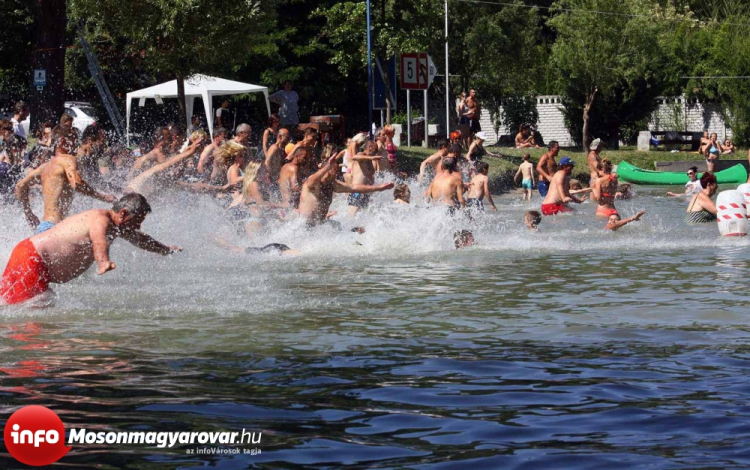 Magyarország 16 települése állt ki a hétvégén édesvizeink mellett