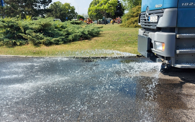 Útlocsolás a kánikulában