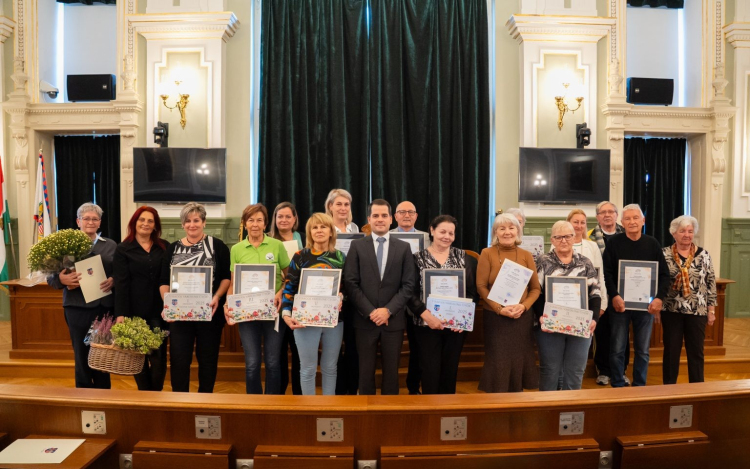 Virágos városunk Győr: díjazták a legszebb győri kerteket és erkélyeket