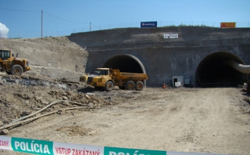 Beomlott egy épülő autópálya-alagút Szlovákiában
