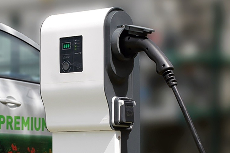 Elektromos autótöltő állomás létesülhet Gönyűn