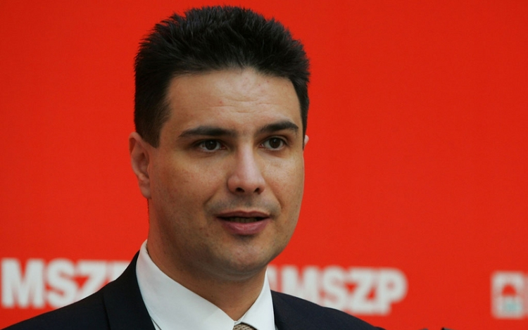 Mesterházy Attila: a kormány megbukott