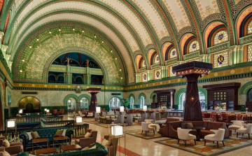 Vasútállomásból lett szálloda, ahol mindenki kedvére csapolhatja a sört