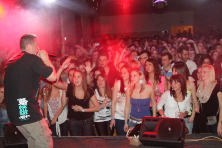 2013.04.15.Hétfő Bridge AK Hallgatói napok 1.nap fotók:árpika