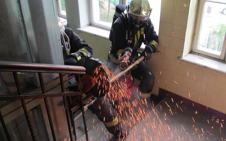 Versenyeztek tűzoltóink