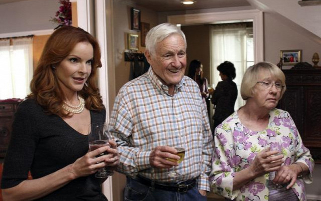 Autóbalesetben elhunyt a Született feleségek sztárja 