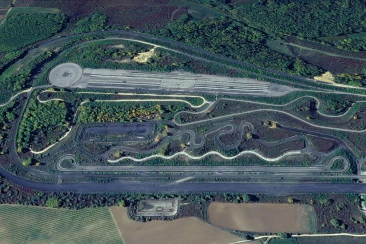 Eladó az écsi Rábaring