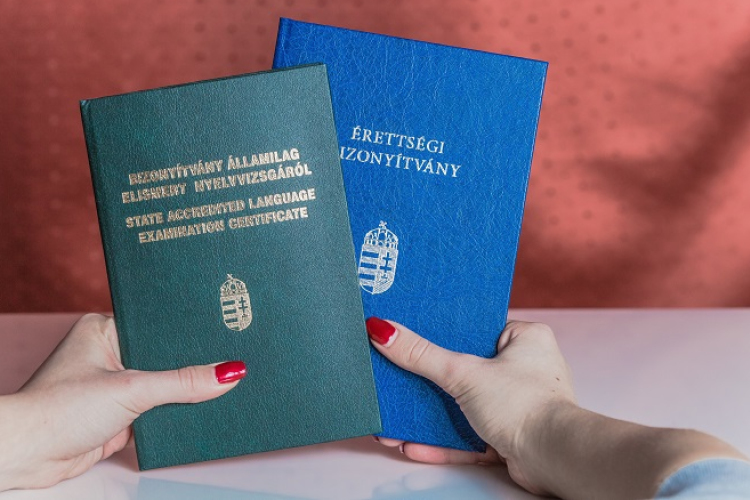 Jövő évtől már kötelező lesz a nyelvvizsga a felsőoktatási felvételihez