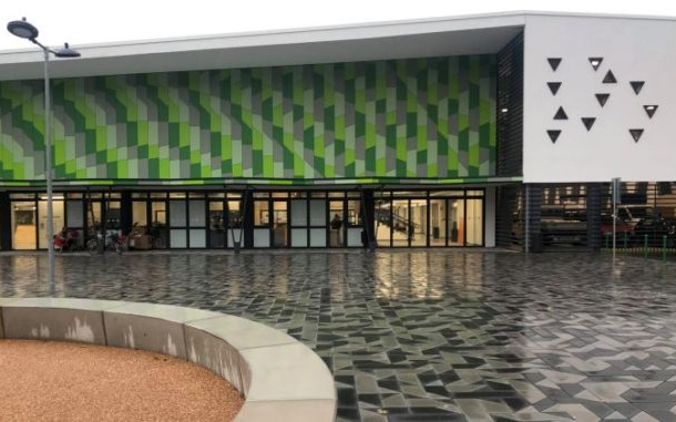 Létszámkorlátozás a győri vásárcsarnokban