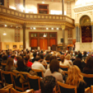 Oravecz Nóra előadása a győri Zsinagógában