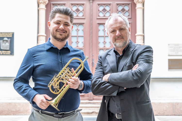 Hivatásos művészeket körözött le a győri zenészhallgató