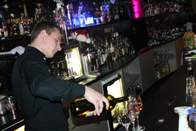 2013.12.21 Szombat Aftersix Cocktail Bar and Café fotók:árpika