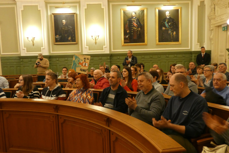 Másodszor is távol maradt a Fidesz a közgyűléstől, győriek töltötték meg a dísztermet