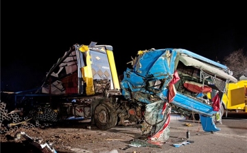 Kamionbaleset az M7 autópályán