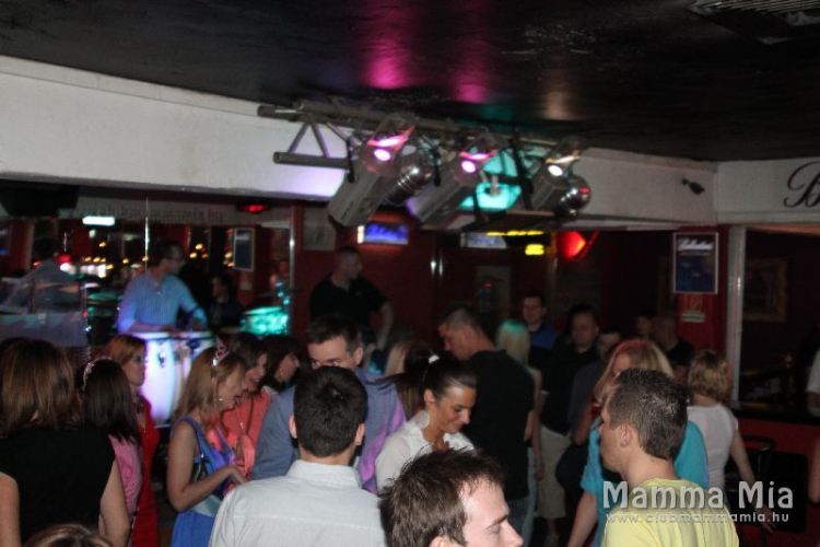 2013.04.26 Péntek Mamma Mia Konga Night Fotók:árpika