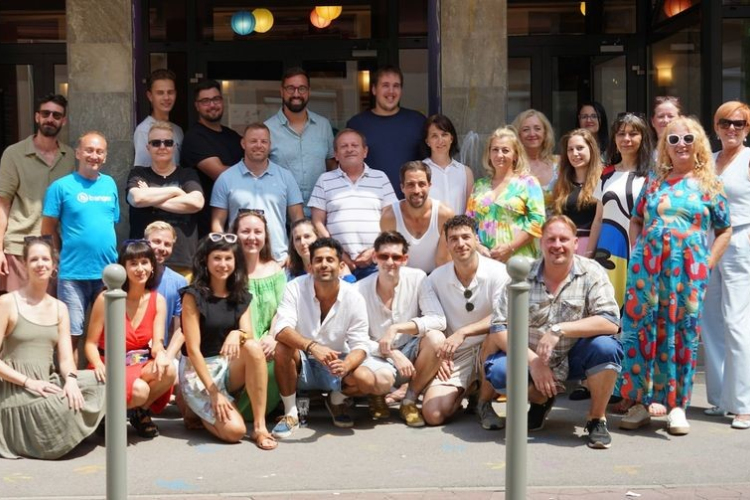 Nyaralás „ON” a Vaskakasnál is