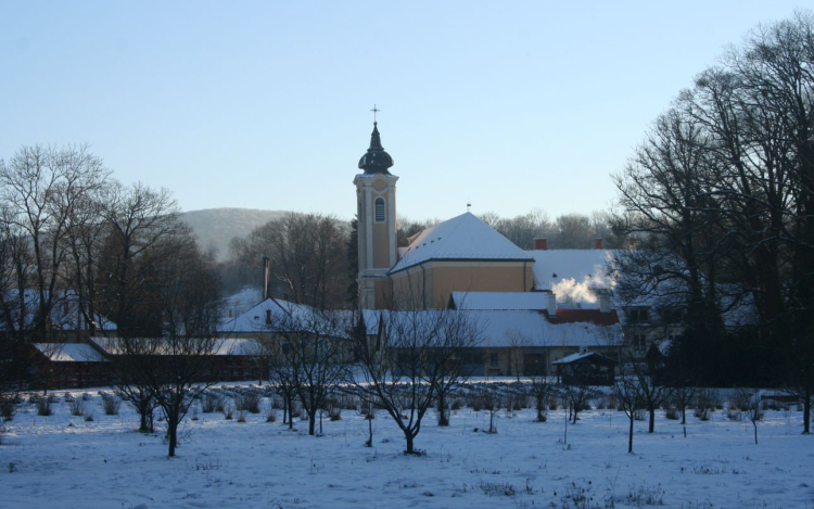 Milliárdos fejlesztés valósul meg Bakonybélen 