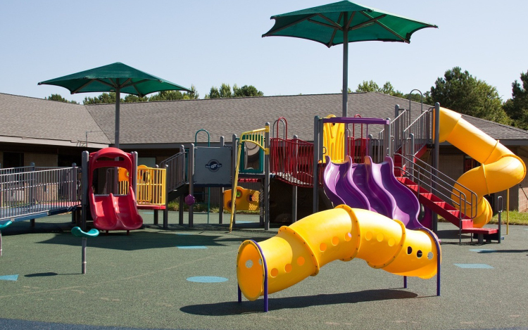 Ezeket a szabályokat tartsd be a játszótéren