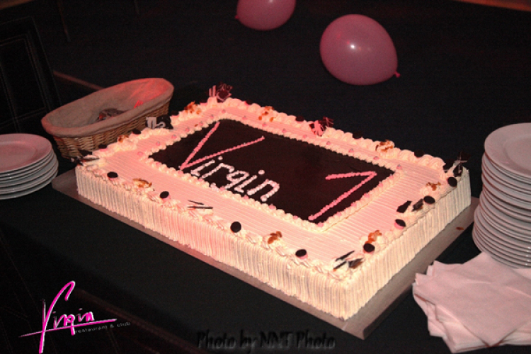 Virgin születésnapi buli