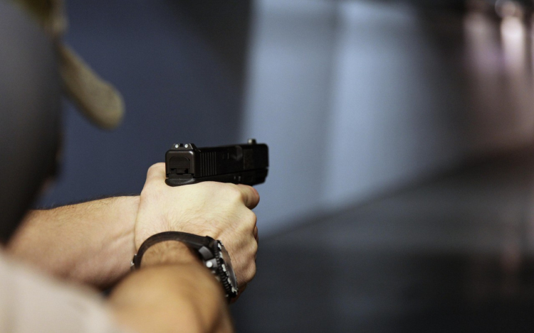 Arcon lőttek egy férfit Sopronban