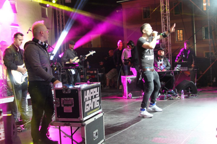 2017.06.17. Győri Nyár megnyitó (2) Live Retro koncert Fotók:árpika 