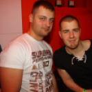 Egy belépő, két zenei stílus