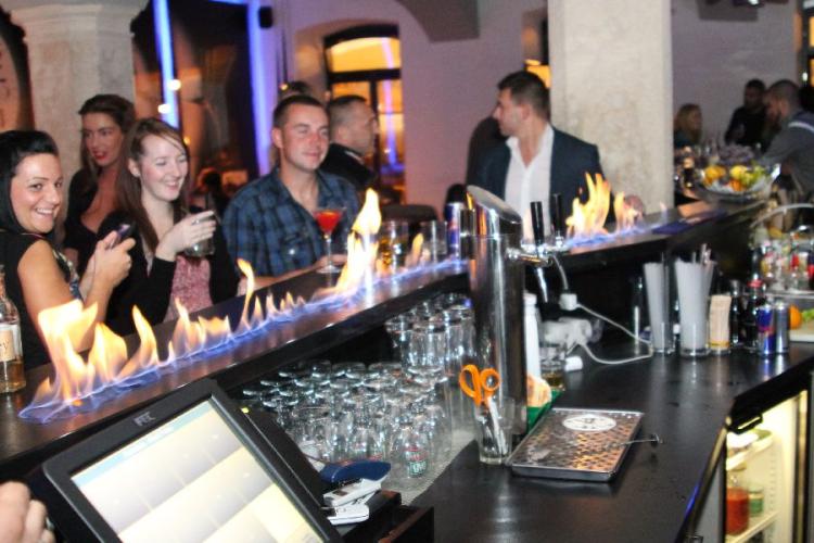 2013.09.28 Szombat Aftersix Cocktail Bar and Café fotók.árpika