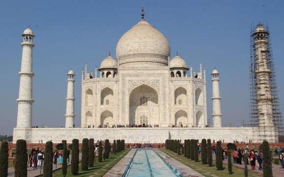 Ledőltek a Tádzs Mahal minaretjei