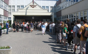 Megmenekül a Krúdy gimnázium?