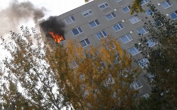 Lángolt egy panellakás az Ifjúság körúton