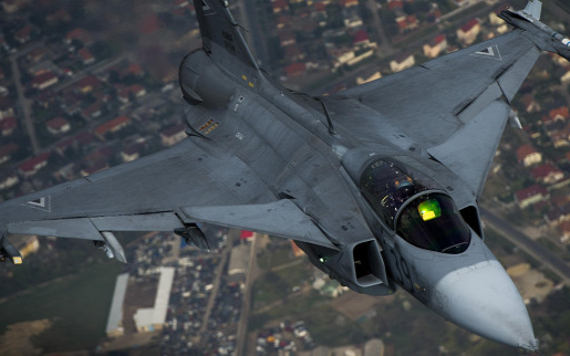 Újból riasztották a Magyar Honvédség Gripenjeit 