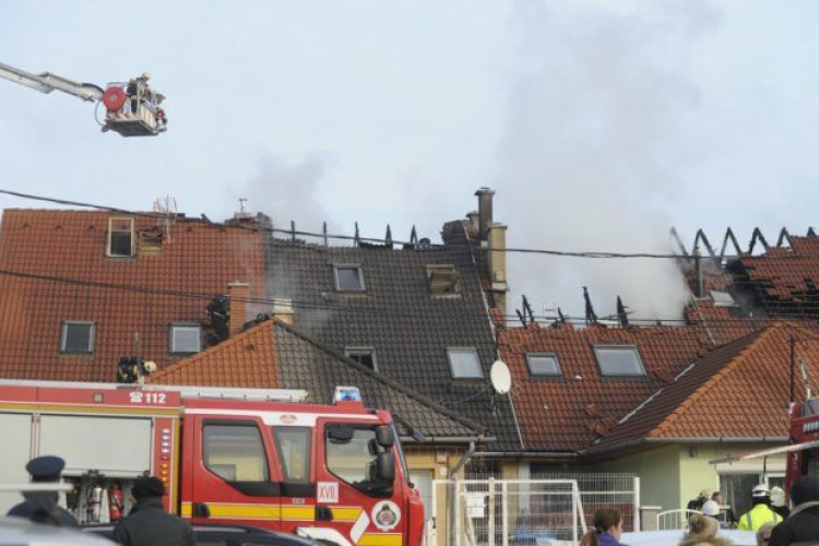 Kigyulladt egy sorház a fővárosban