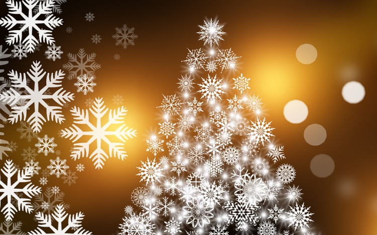 Pénteken kigyúltak a karácsonyi fények Győrben 