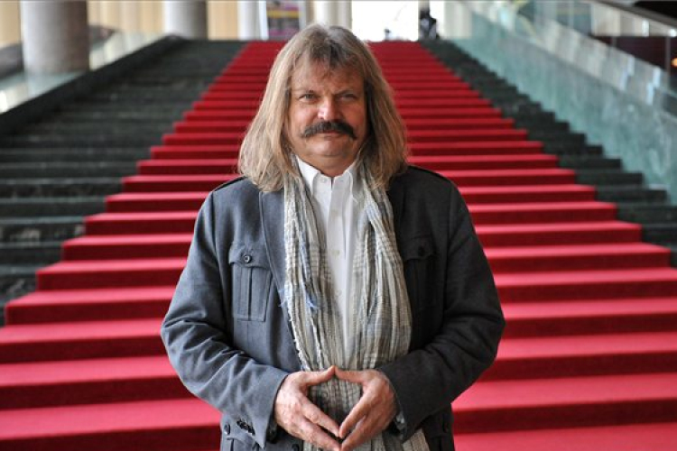  Világsztárok ünnepe, Charlie volt a meglepetés