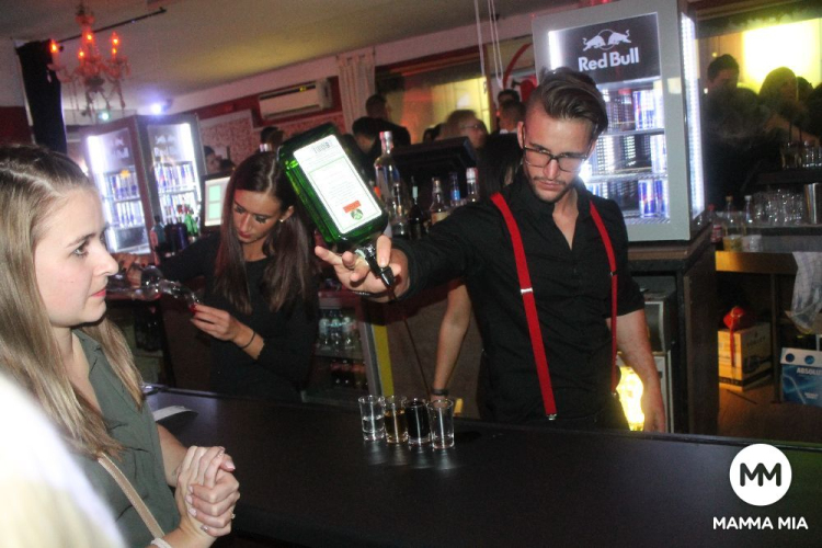 2018.11.17.Mamma Mia Video Disco Dj:Hubik Fotók:árpika