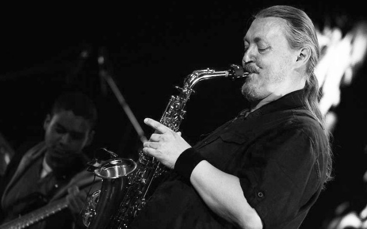 Meghalt Gyenes Béla szaxofonos, üzenetet hagyott barátainak 