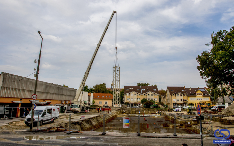 Zajlanak az építkezési munkálatok 